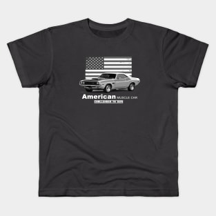 Challenger TA American Muscle Car 60s 70s Old is Gold Kids T-Shirt